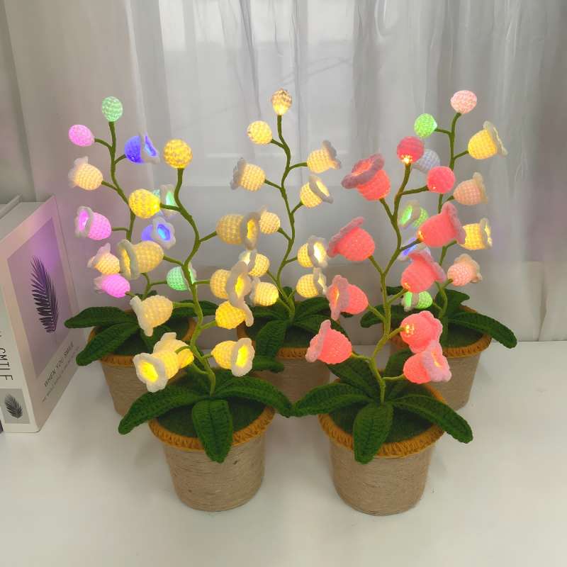 GlowLily Crochet Lamp