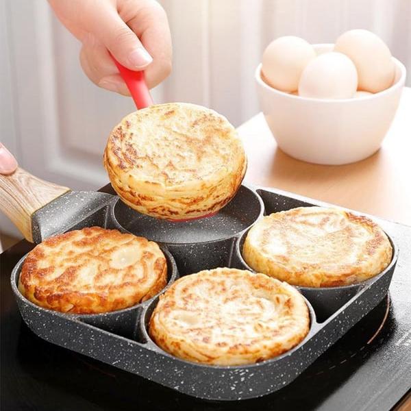 QuadraSizzle 4-Cup Omelette Pan