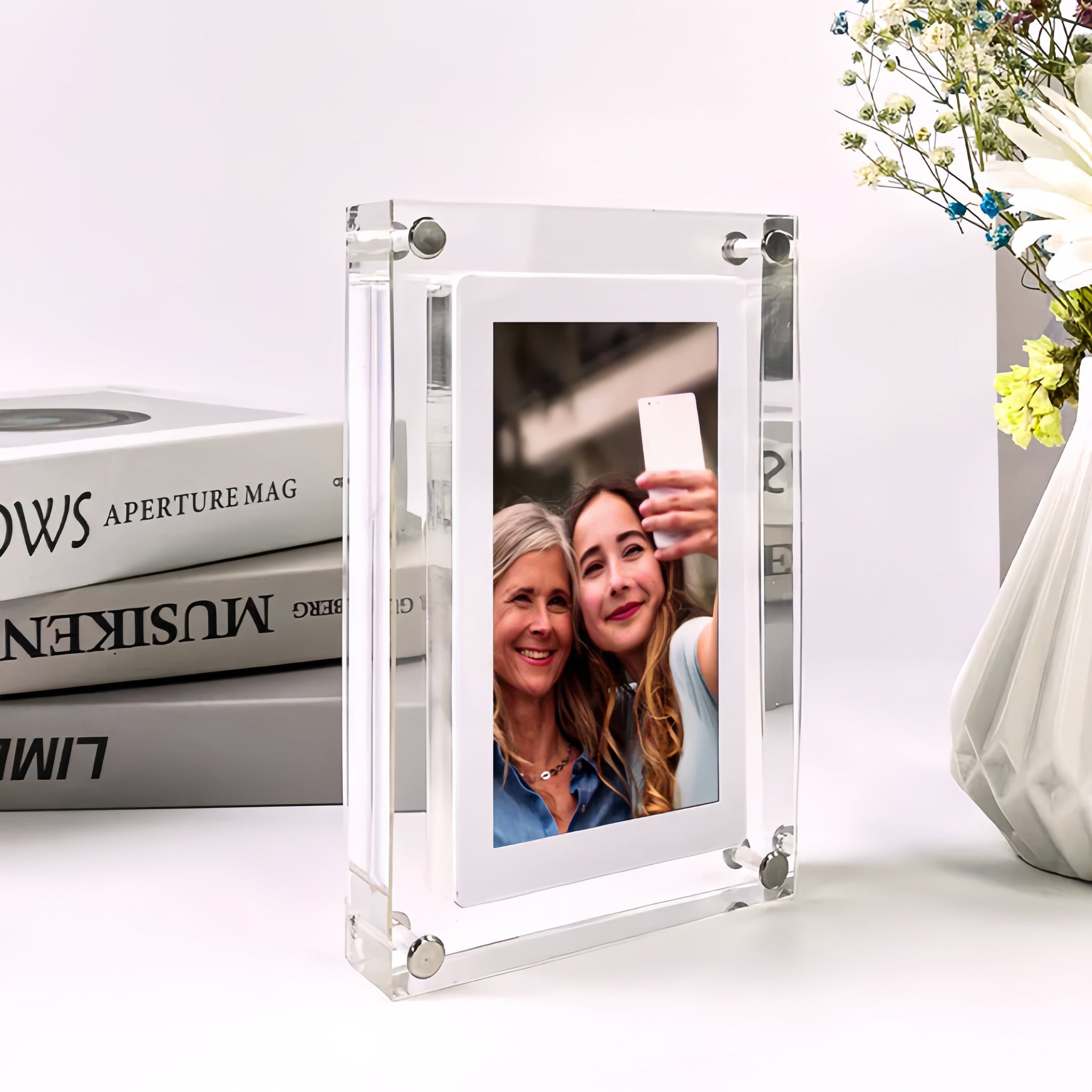 Motion Souvenir Video Frame