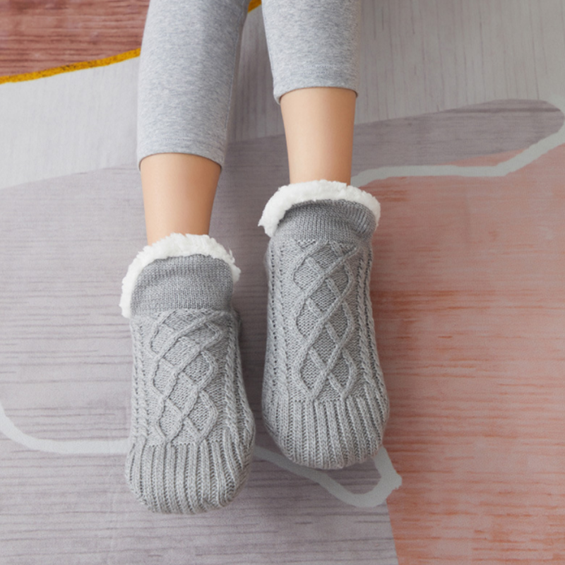 CloudHug Slipper Socks