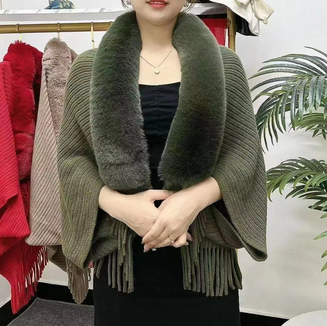 SnowCharm Large Knitted Shawl