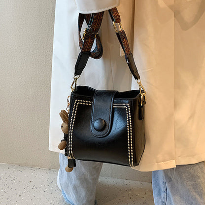RetroChic Tote