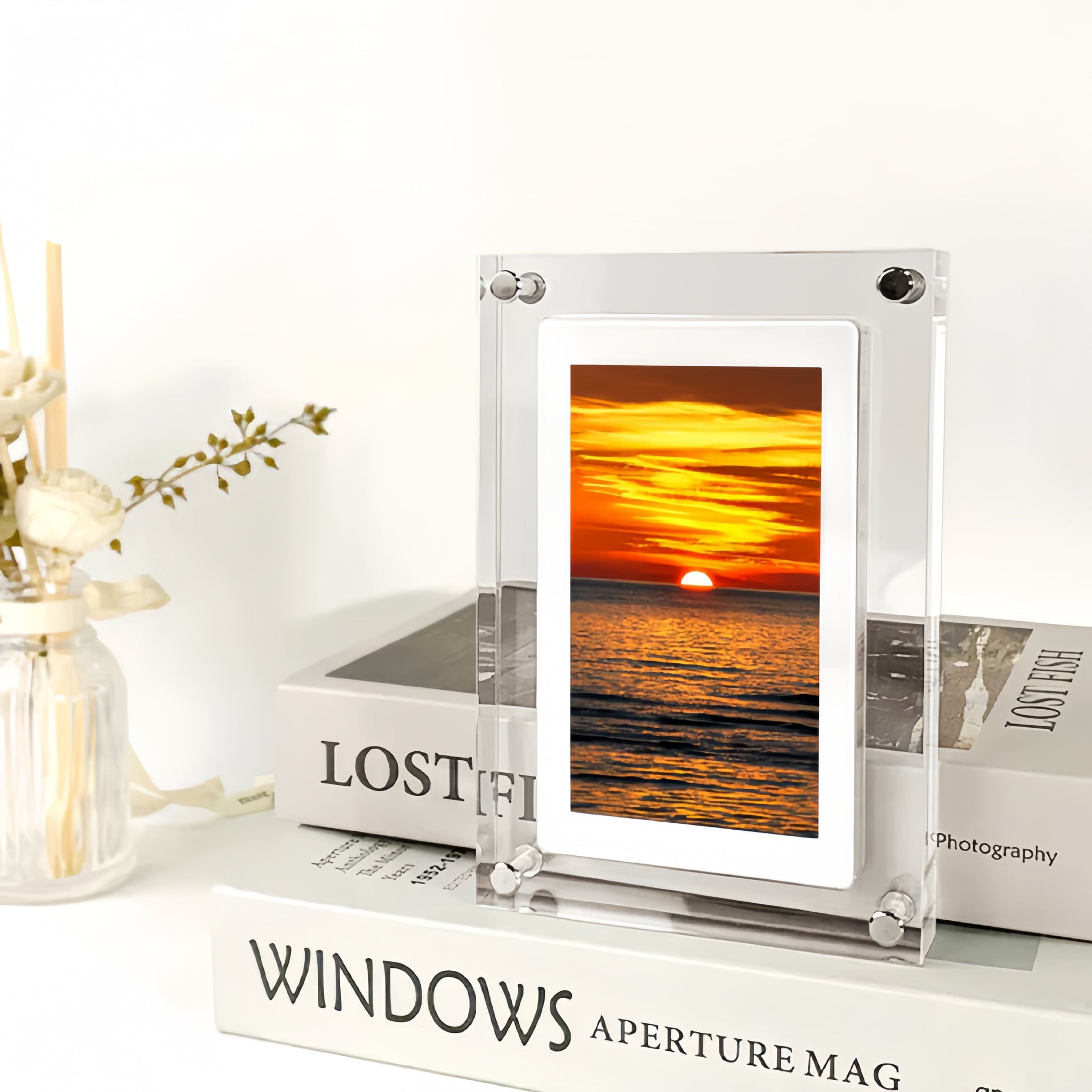 Motion Souvenir Video Frame