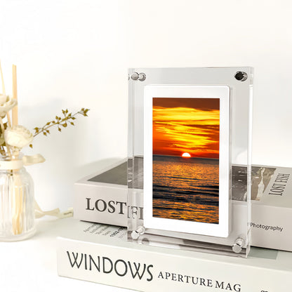 Motion Souvenir Video Frame