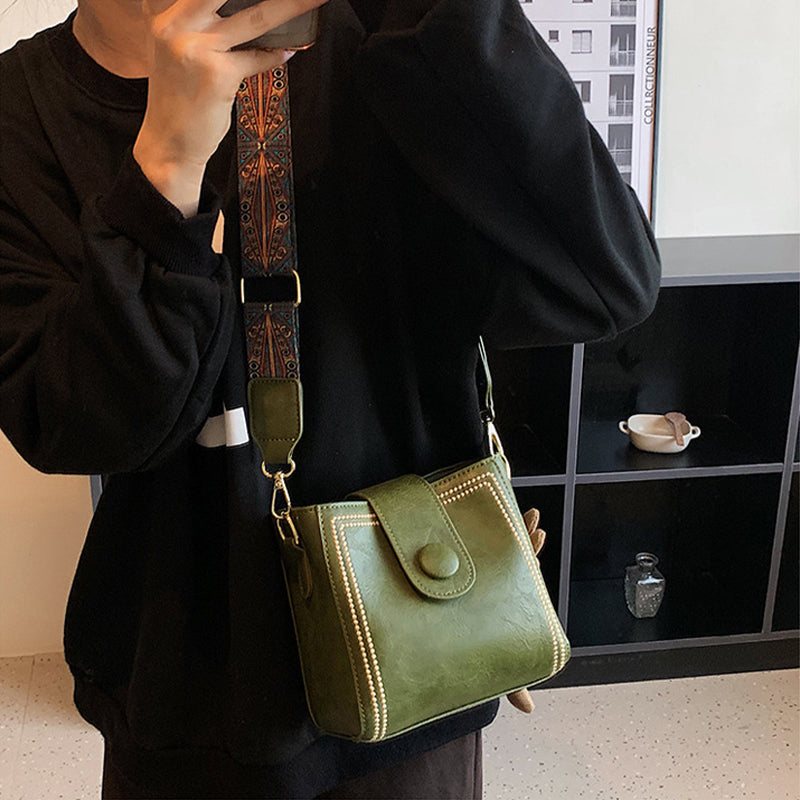 RetroChic Tote