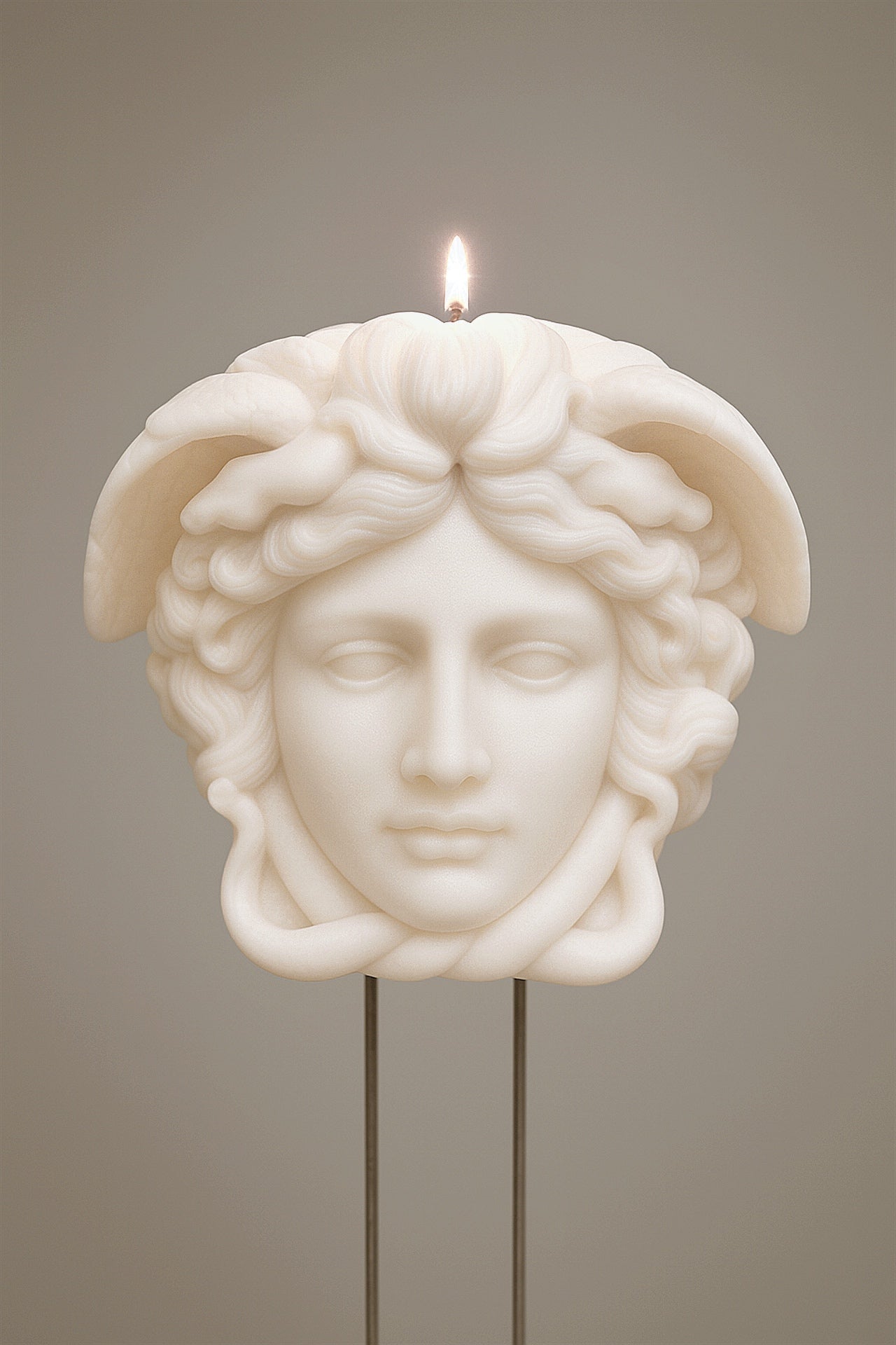 SerpentGaze Sculpture Candle