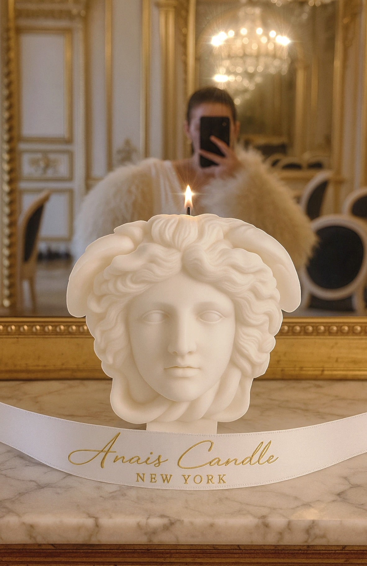 SerpentGaze Sculpture Candle