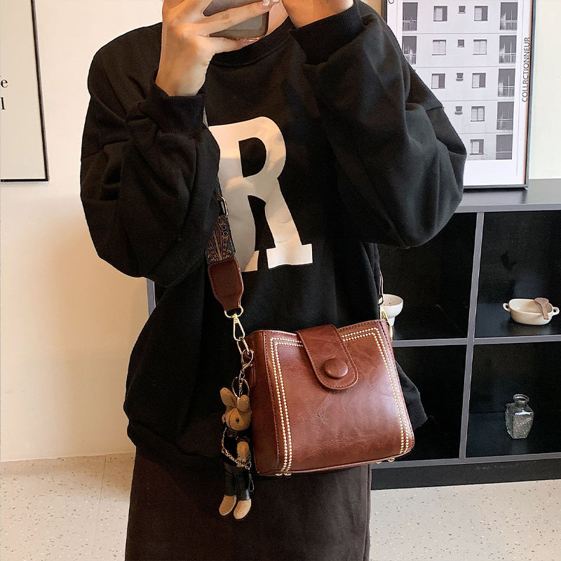 RetroChic Tote