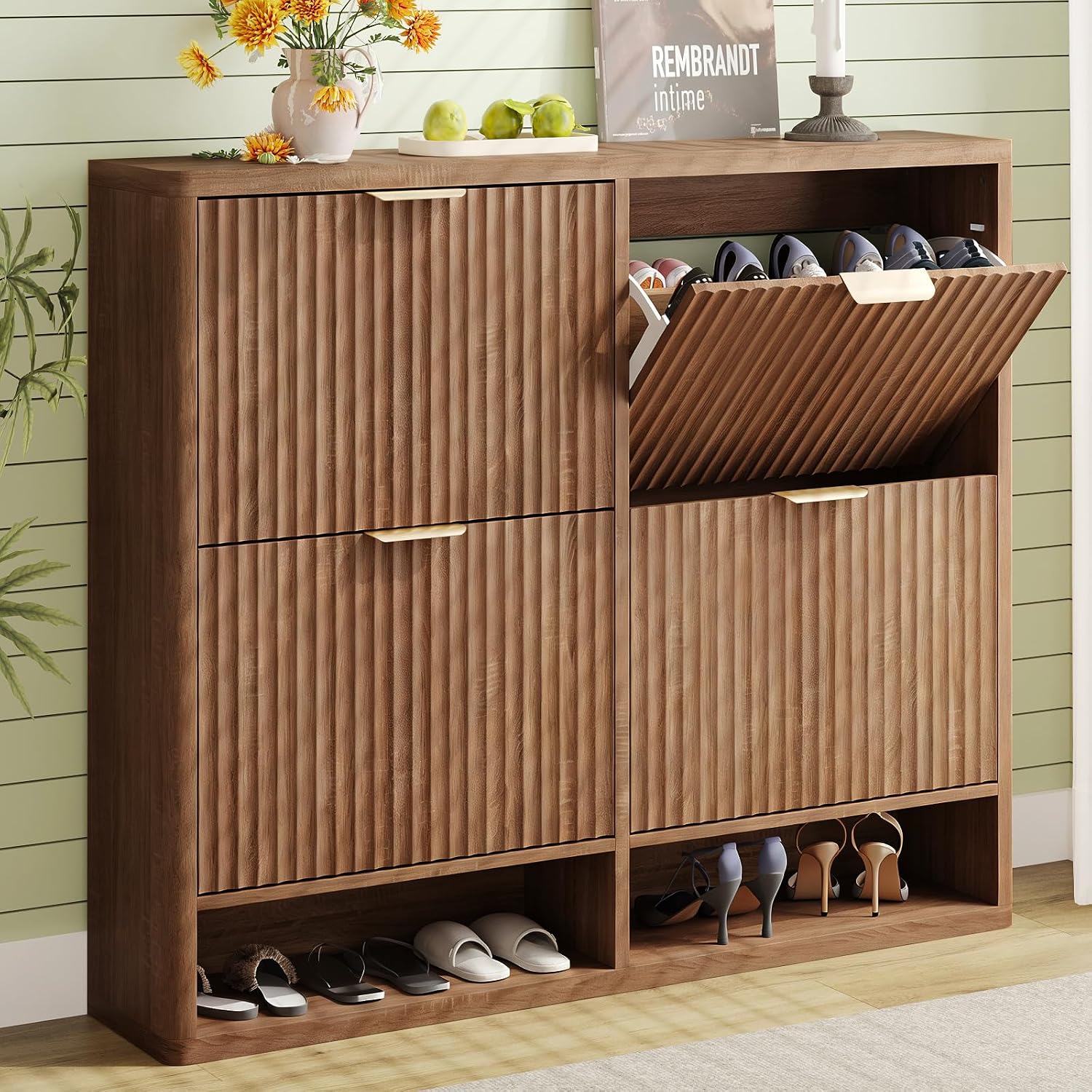 StepShoe Flip Cabinet