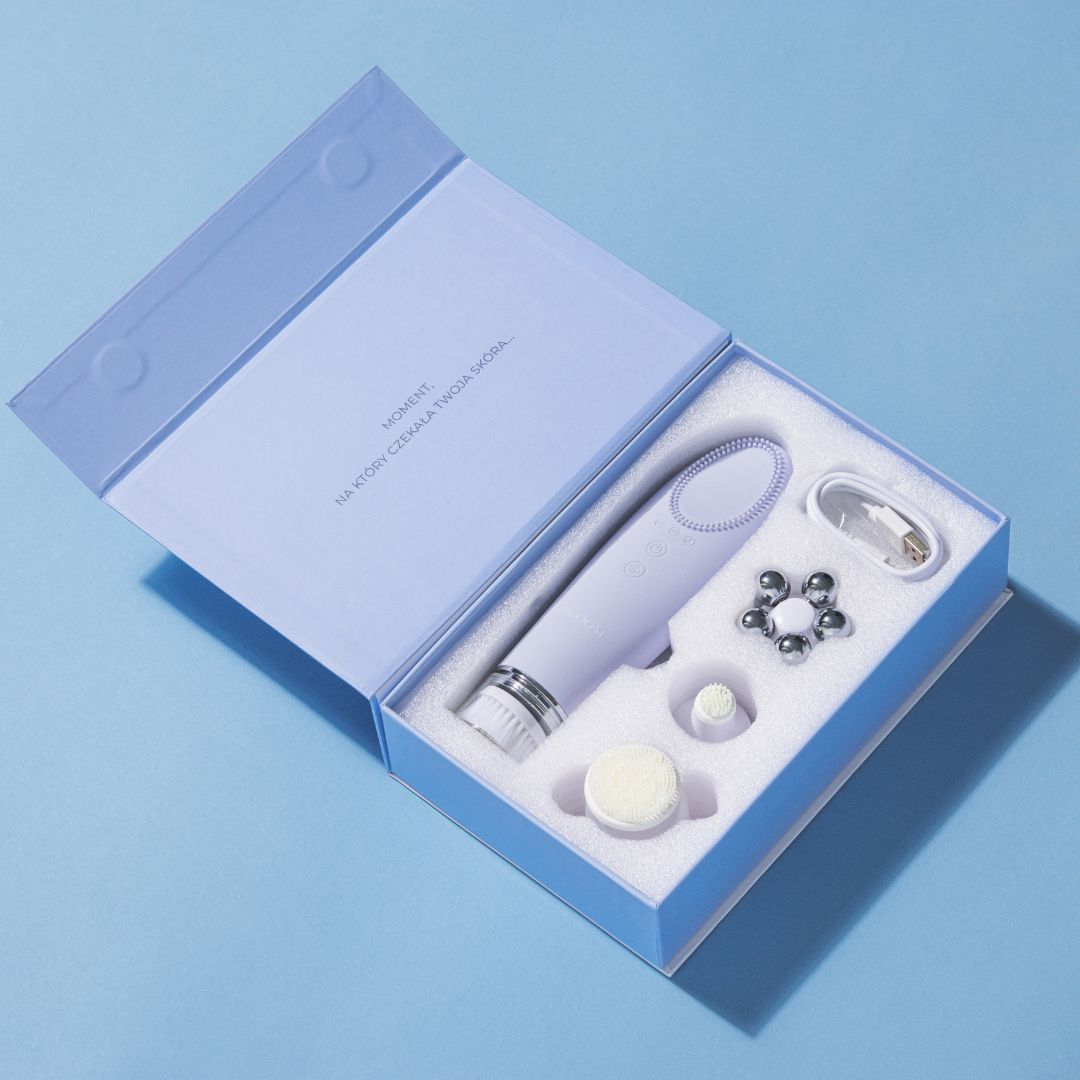 Revolutionary 5-in-1 Facial Wand