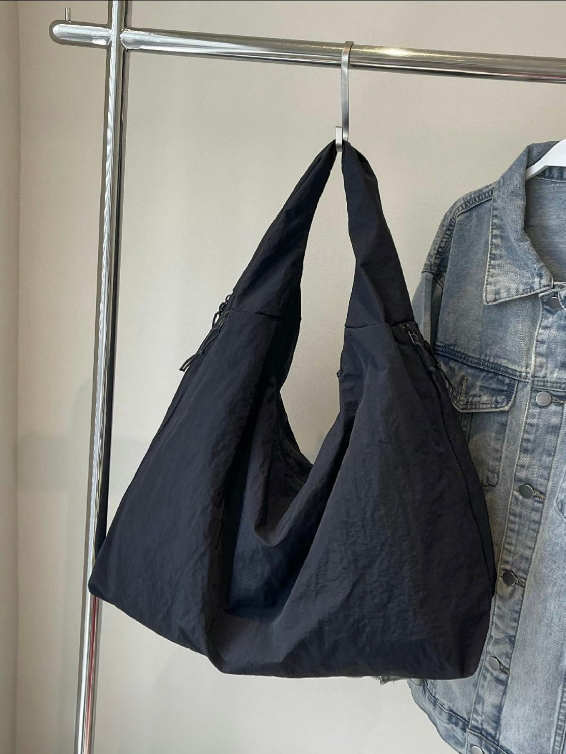 Large Capacity Tote Bag