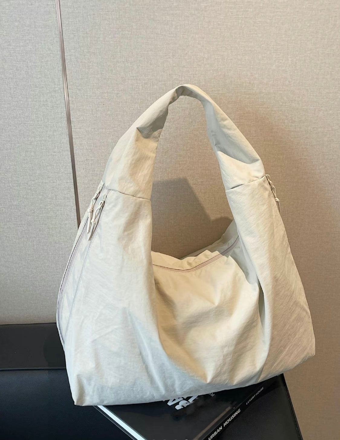 Large Capacity Tote Bag