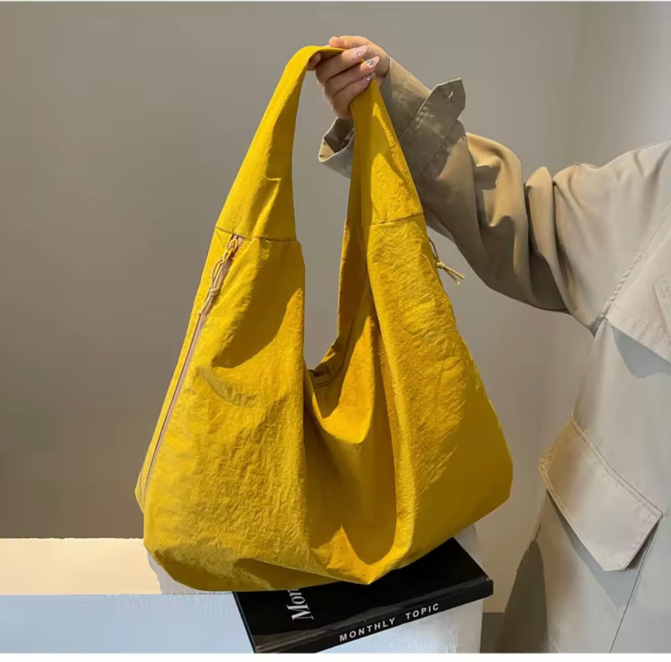 Large Capacity Tote Bag