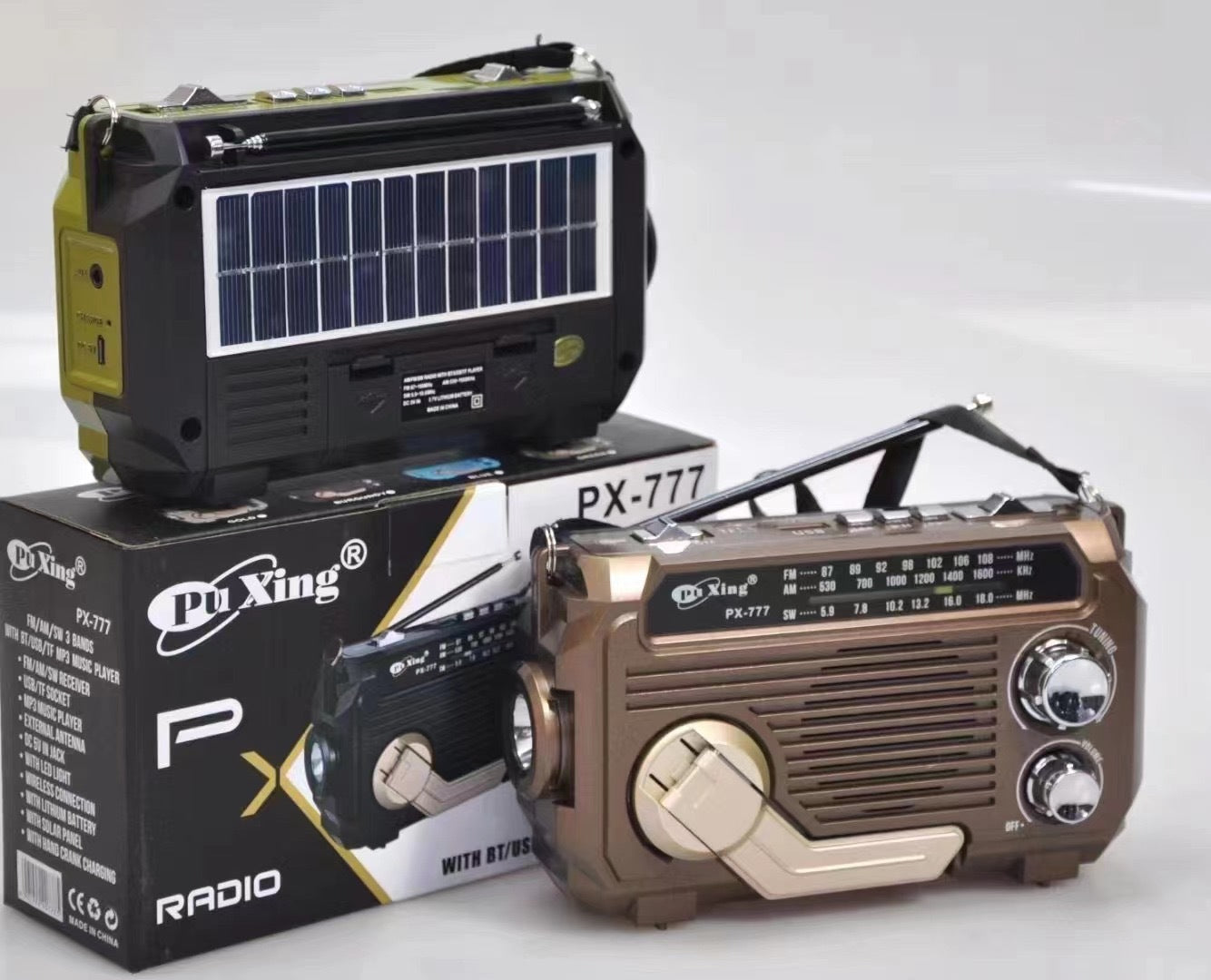 LumeCast Solar-Power Radio