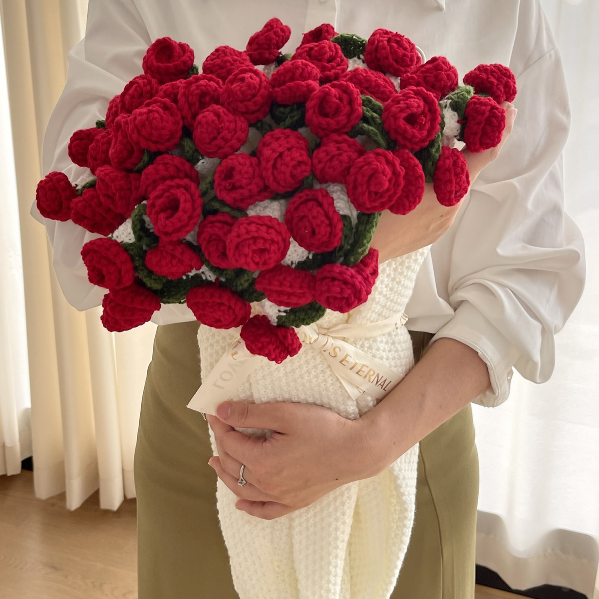 Eternal Flower Bouquet Blanket