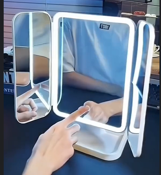 LuxeLight Mirror