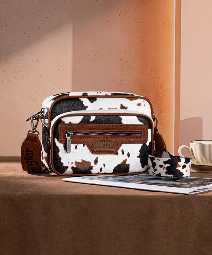 Wrangler Multi-Pocket Crossbody Bag