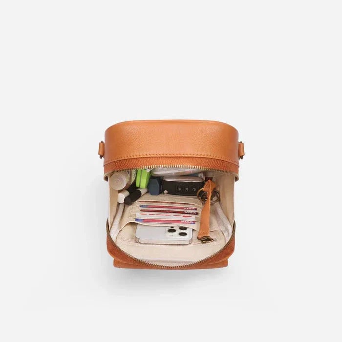TravelGuard RFID Leather Bag