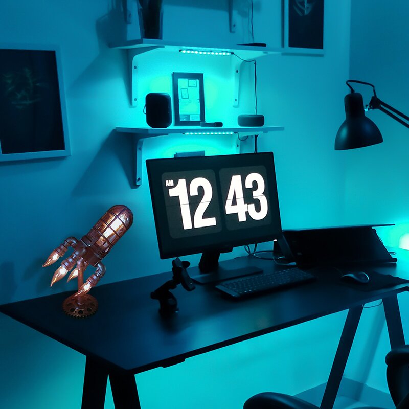FlameTrail Rocket Lamp