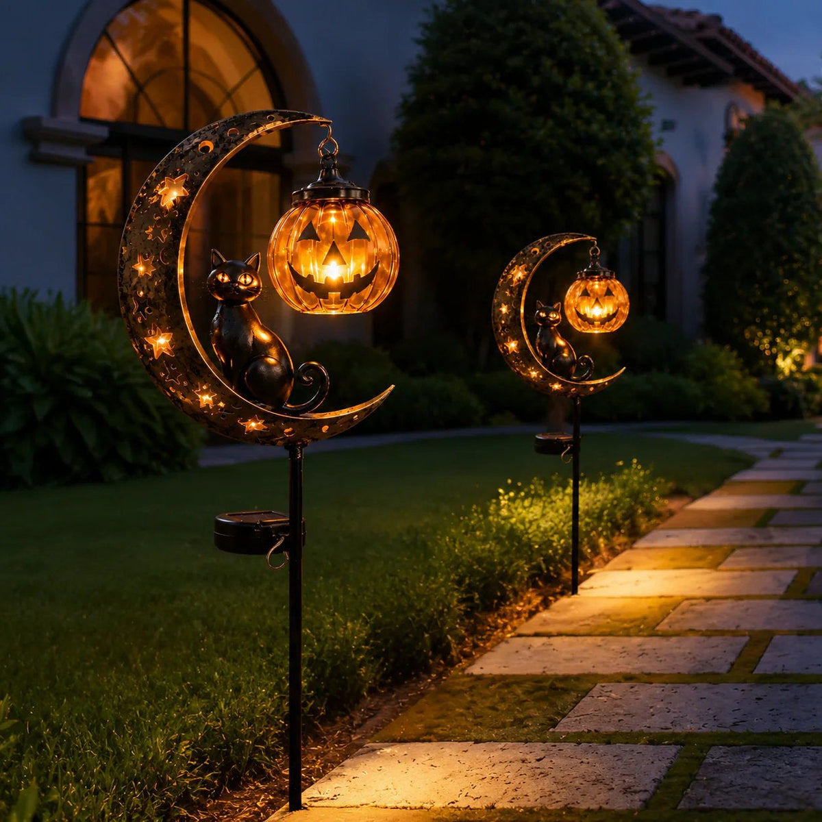 Pumpkin Moon Garden Light
