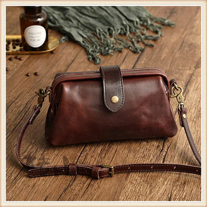 Elegant Leather Crossbody Bag