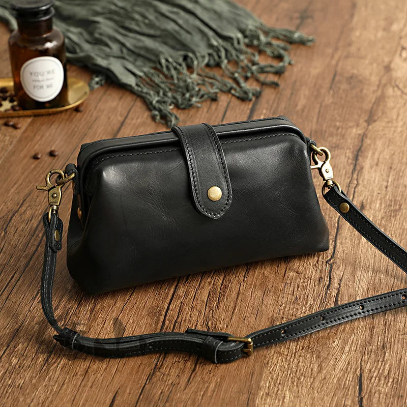 Elegant Leather Crossbody Bag