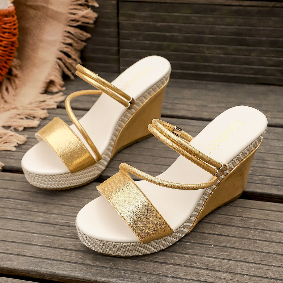 Velvet Air Wedge Sandals