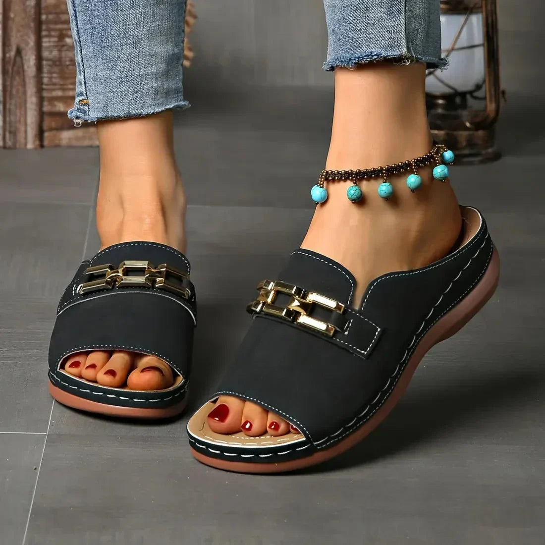 OrthoGlam Sandals