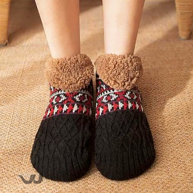 SoftNest Non-Slip Socks – Plush Indoor Comfort