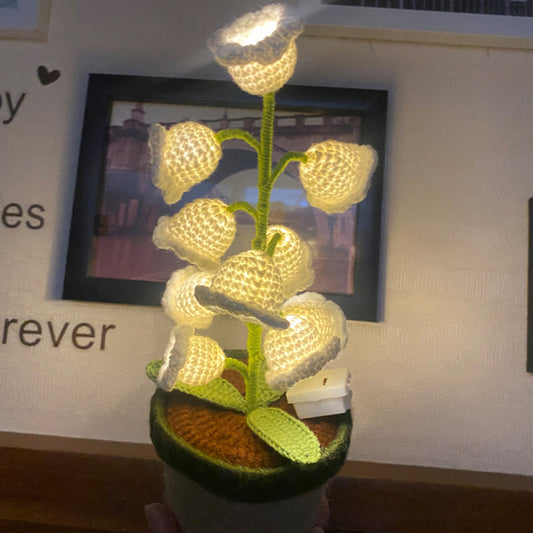 GlowLily Crochet Lamp